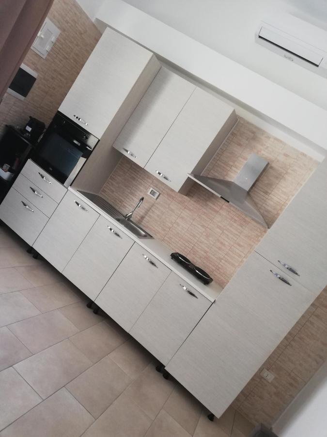 V&M Suite Con Jacuzzi Ostuni Exterior foto